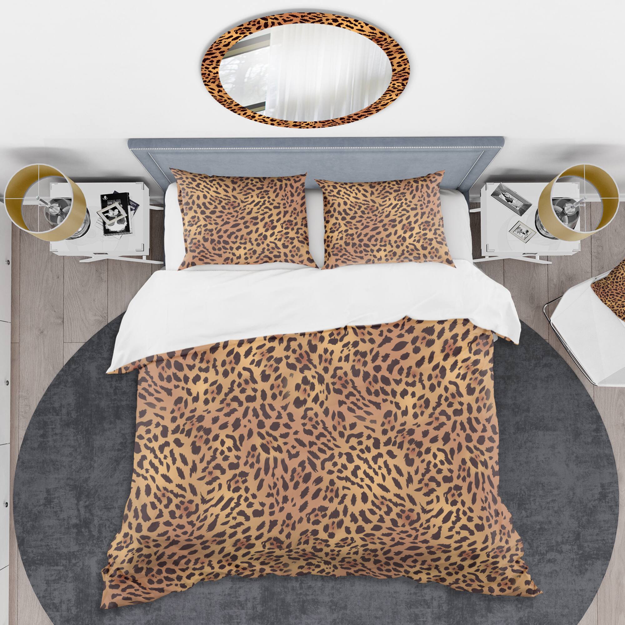 Designart 'Leopard Fur Safari III' Mid-Century Duvet Cover Set